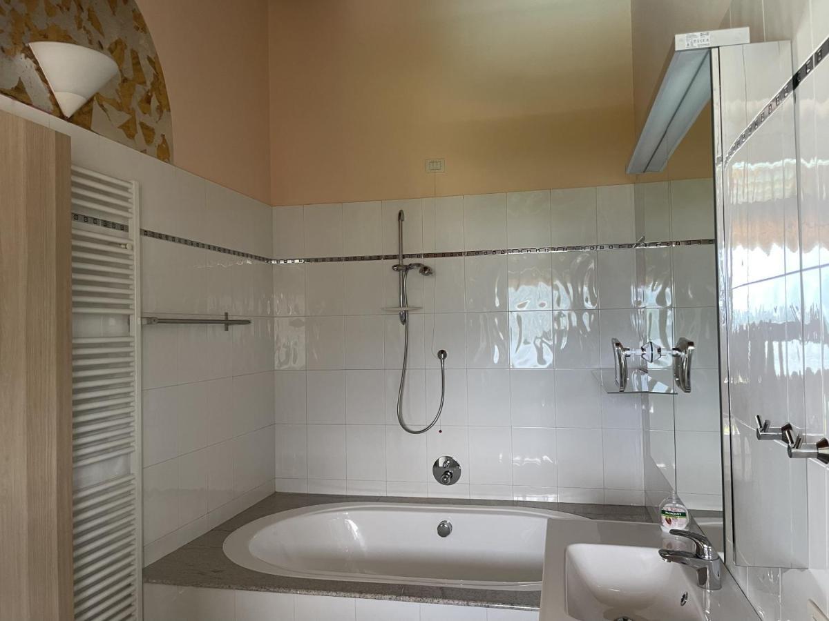 Casa Romantica Colico Dış mekan fotoğraf